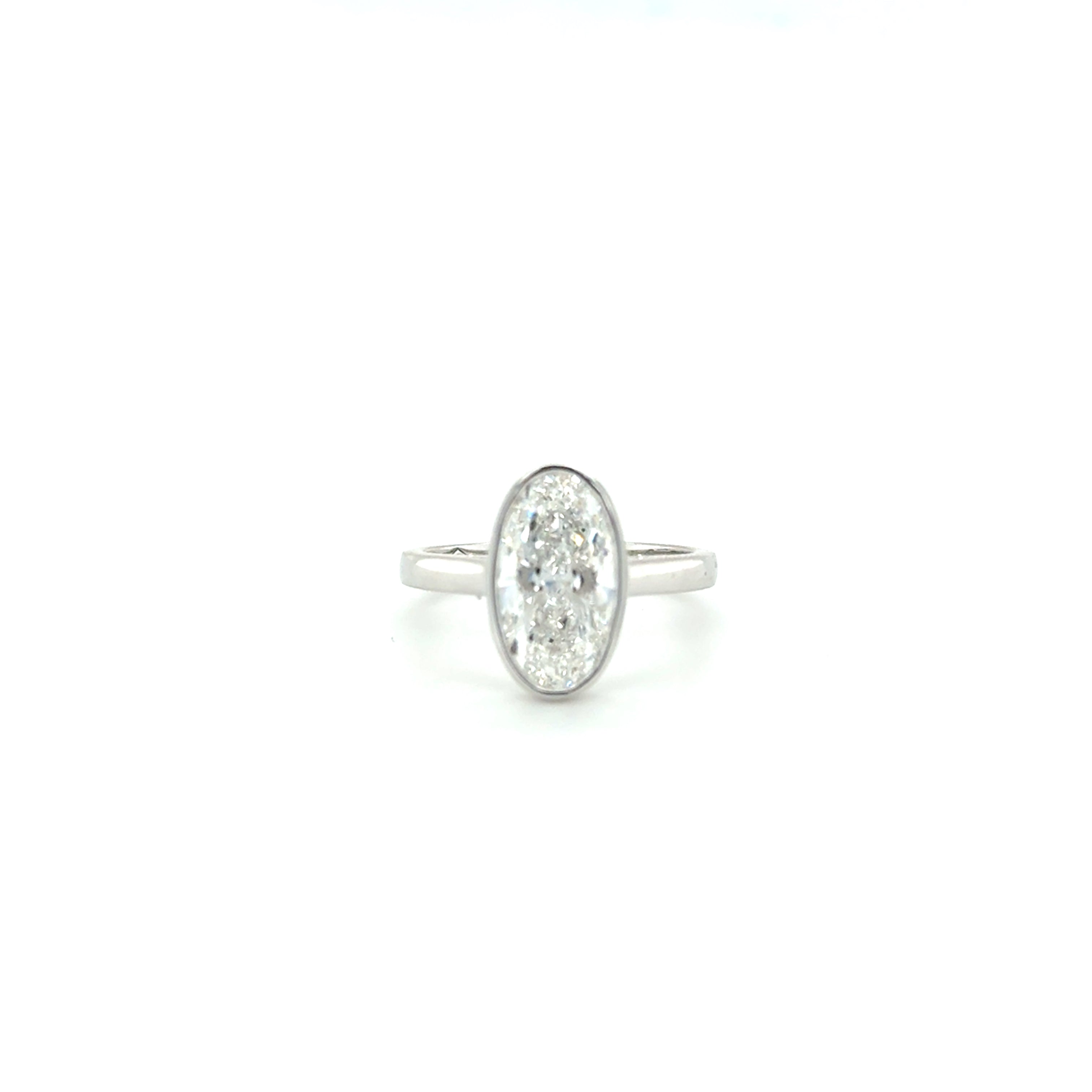 18K White Gold Lab-Grown Diamond Ring – 2.50ct, E VS1