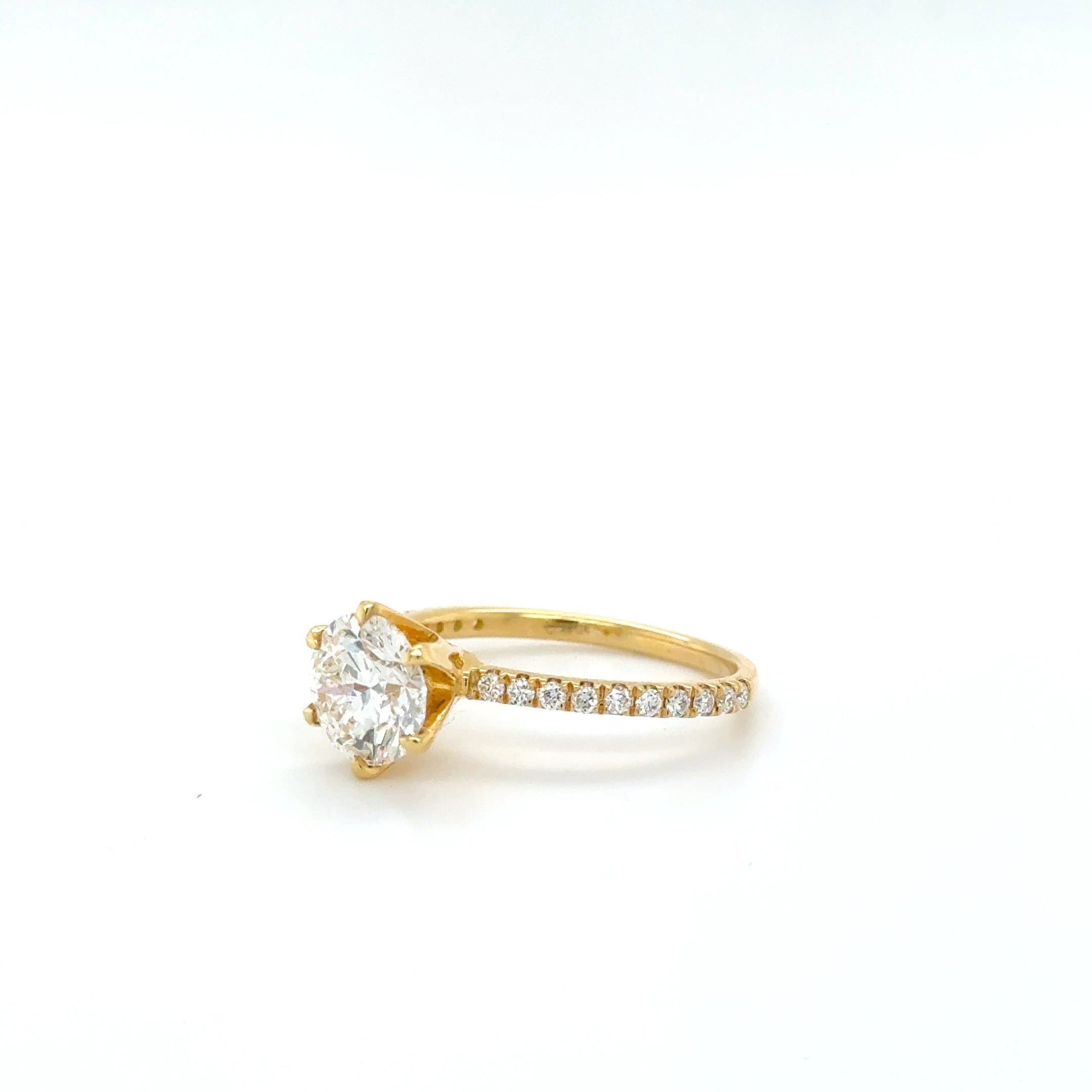 Golden Crest Engagement Ring – 18K Yellow Gold (1.93 ct Total)
