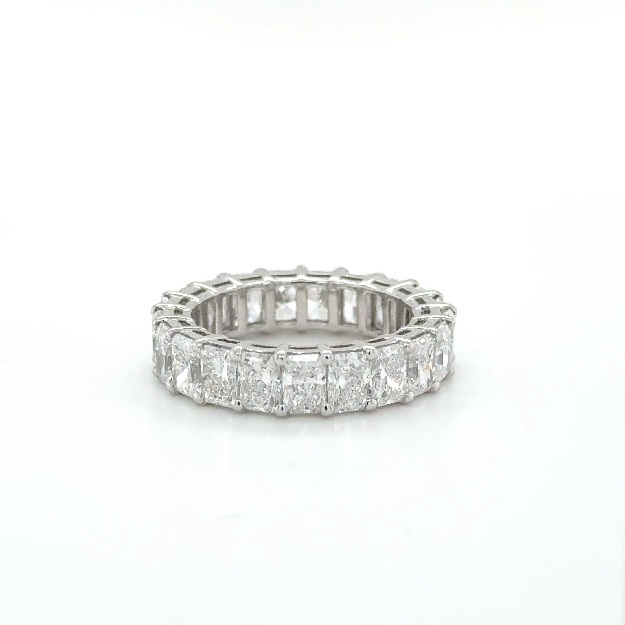 'Celestial Aura' Eternity Ring
