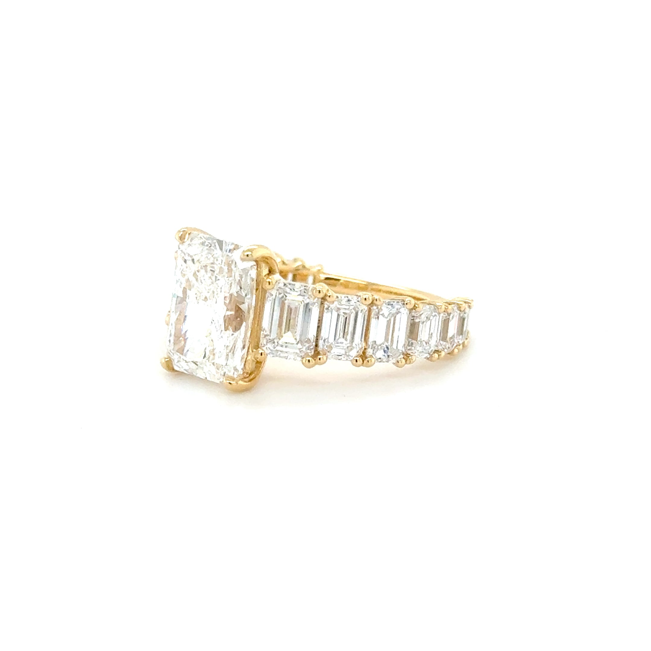 3.03ct Emerald-Cut Lab-Grown Diamond Ring with Degradé Emerald Side Stones in 18K Yellow Gold (IGI Certified)