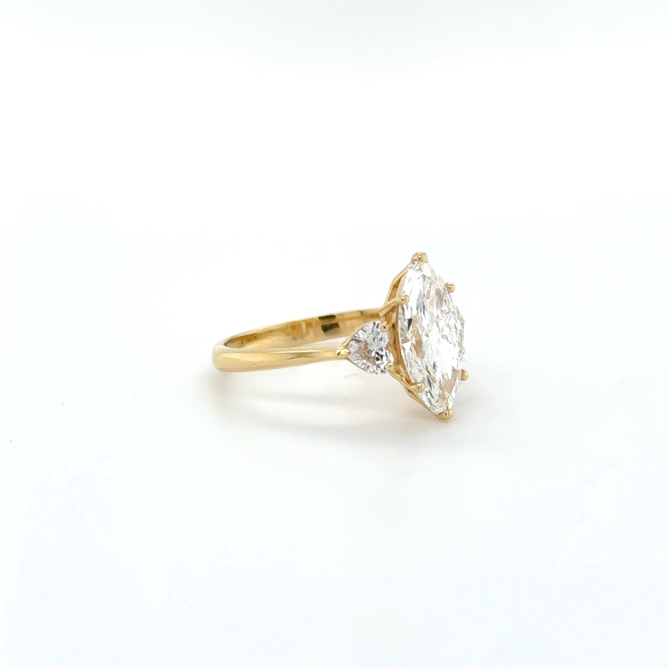 Radiant Embrace Diamond Ring – 18K Yellow Gold (2.54 ct Total)