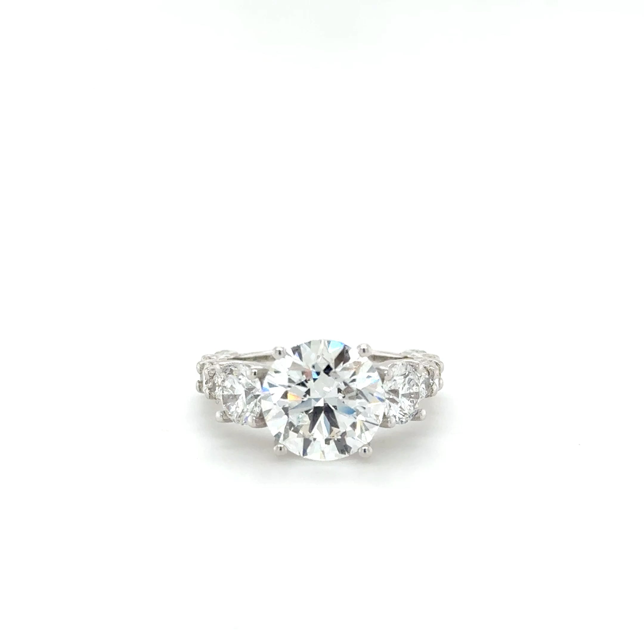 Grande Dégradé Diamond Engagement Ring – 18K White Gold (5.80 ct Total)