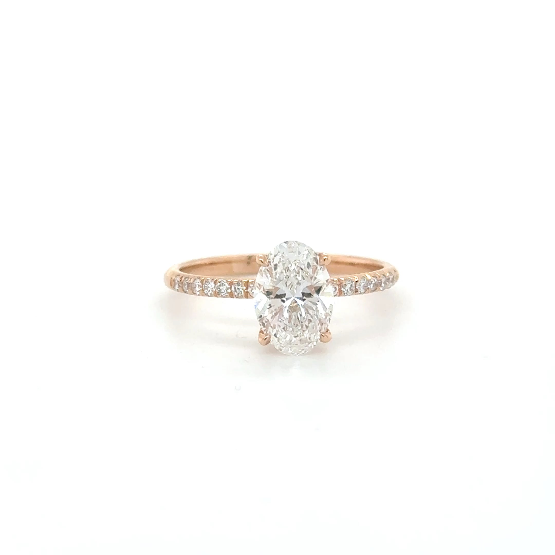 Rosé Lumière Oval Engagement Ring – 1.68ct Lab-Grown Diamond