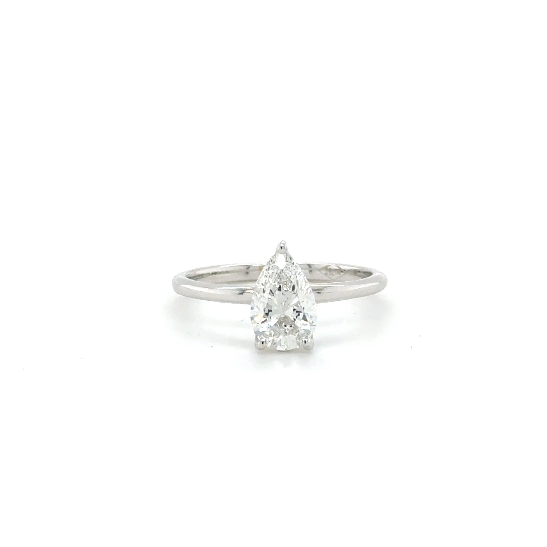 Pearlight - 1.02ct Pear Shape Ring / 18k White Gold Band